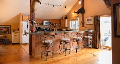 Saratoga Springs Race Track - Country Getaway Lodge/Ranch