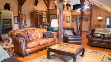 TV, fireplace, DVD player, table football