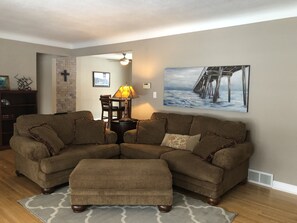 Smart TV, DVD player, books