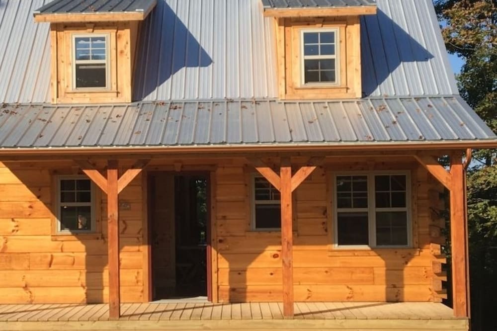 An Outdoor Luxury Cabin Adventure "The Hampton"Amish-Built Log Cabin