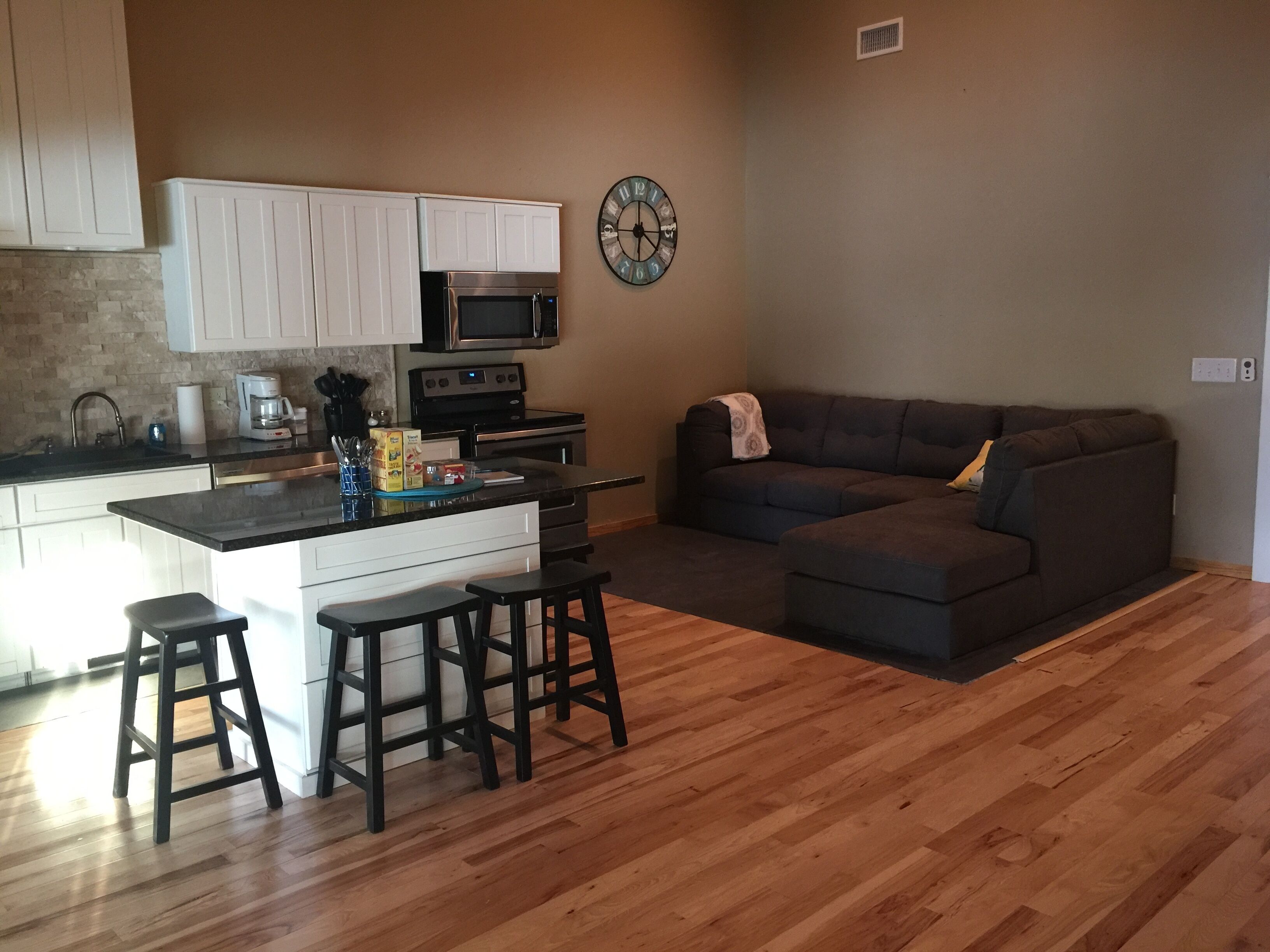 Get Away and Relax in TiaJuana on Grand Lake!