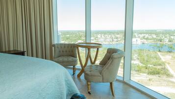 4 habitaciones, tabla de planchar con plancha y wifi gratis