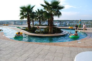 Innenpool, beheizter Pool