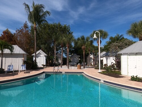 Angler Club - Placida - Key West style Waterfront Villa