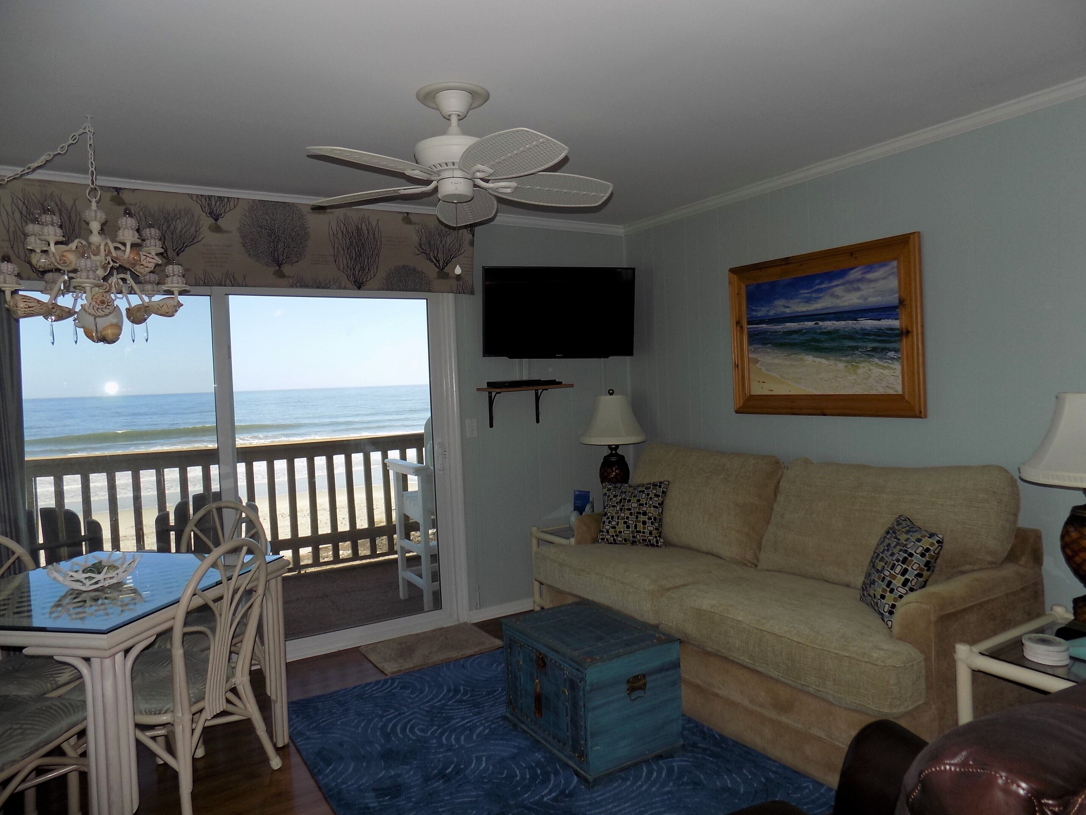 DIRECT OCEANFRONT! Super Clean-Highly Rated - Awesome Location! BOOK NOW!!