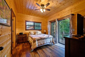 5 bedrooms, free WiFi, bed sheets