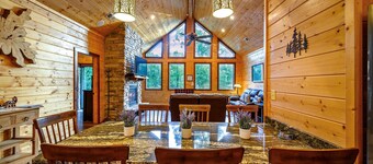 Waterfront On The Mt. Fork River, Fox Island Is Totally Secluded and Private! 