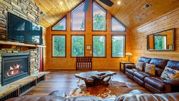 Smart TV, fireplace, DVD player, ping pong