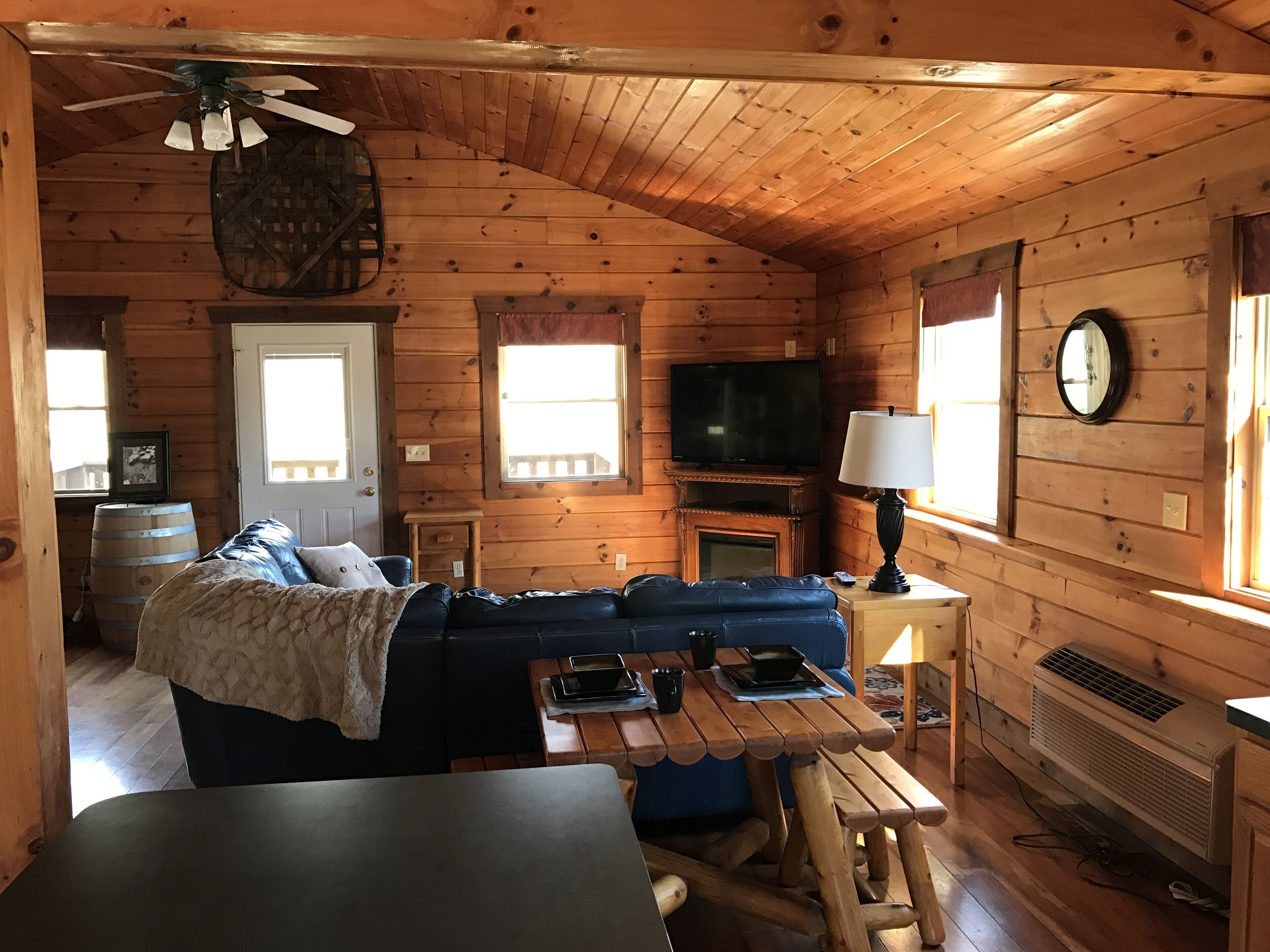 Cozy Cabin on the Bourbon Trail