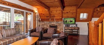 Cabin near Snow Summit, Lake & Village w/Fireplace