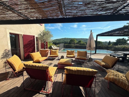 Belle maison spacieuse et en Provence! 