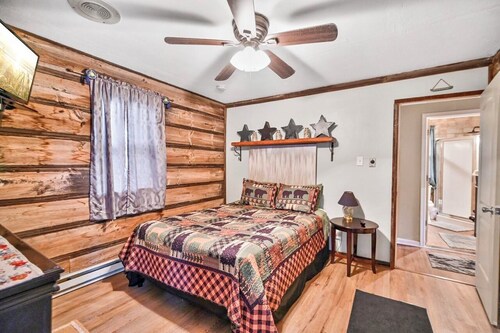 Beach/Lake Home In Towamensing Trails