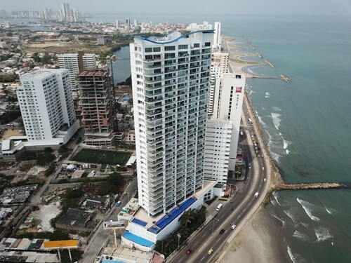 LUXURIOUS PENTHOUSE W/MILLION DOLLAR VIEW/FREE BREAKFAST DAILY MAID, Altamar 32A