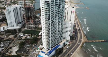 LUXURIOUS PENTHOUSE W/MILLION DOLLAR VIEW/FREE BREAKFAST DAILY MAID, Altamar 32A