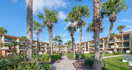 2 Schlafzimmer Ocean View Condo, zu Fuß zu Restaurants / Bars, 2 Pools auf dem Gelände