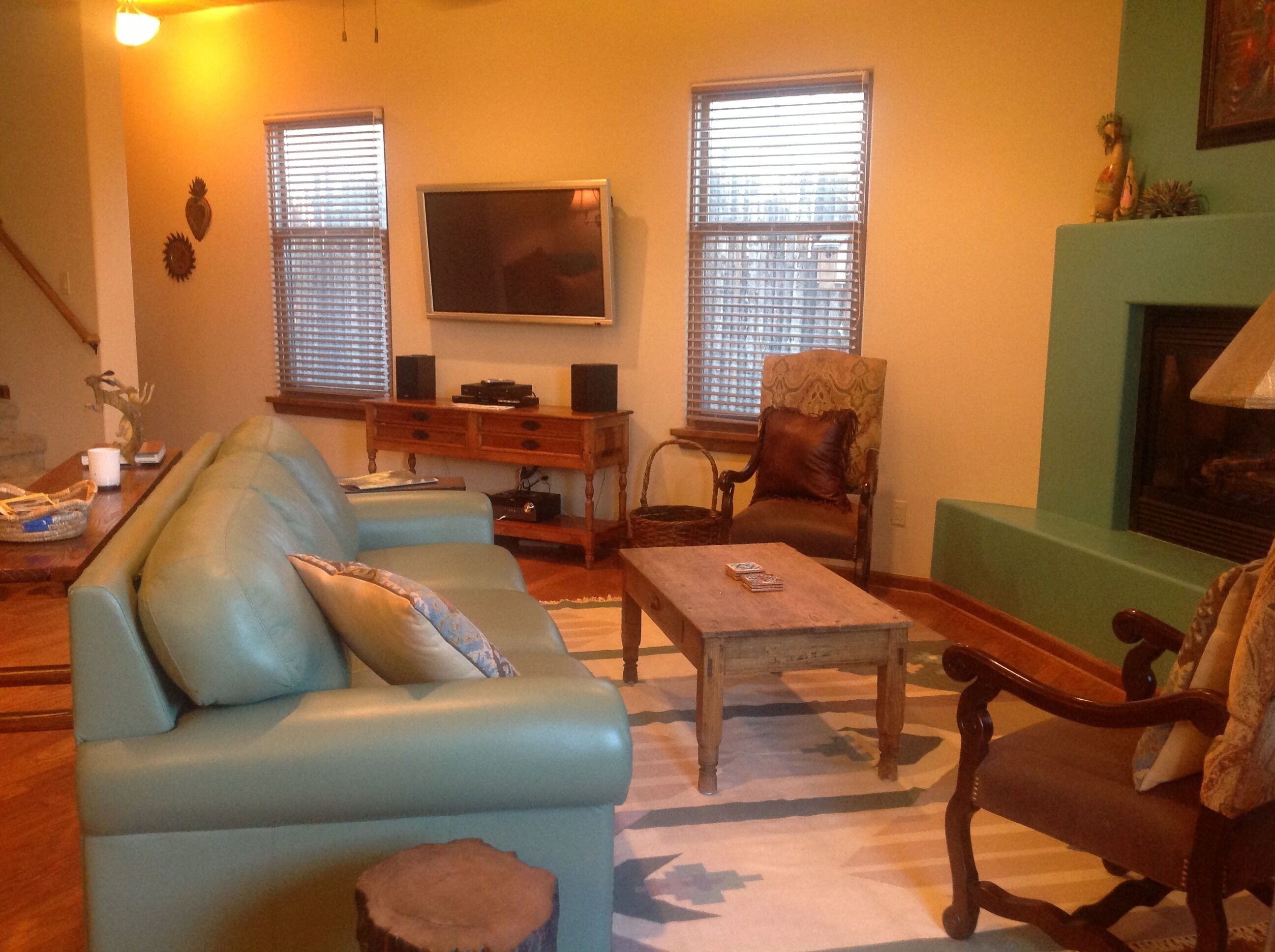 Beautiful Inviting condo in the heart of Santa Fe