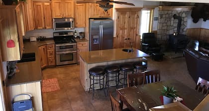 Remote ranch house on 93 acres in the peaceful Indianola Valley! Sleeps 30