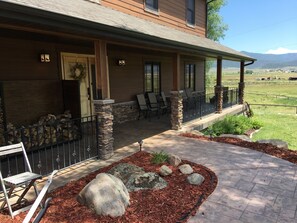 Terrace/patio - Remote ranch house on 93 acres in the peaceful Indianola Valley! Sleeps 30 (Fairview)