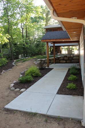 Property grounds - SUMMER WEEKLY DISCOUNT! 5 bed 3 bath Home Near Nevis MN (Nevis)