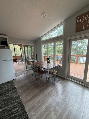 Interior - SUMMER WEEKLY DISCOUNT! 5 bed 3 bath Home Near Nevis MN (Nevis)