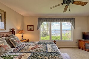 3 bedrooms, iron/ironing board, free WiFi, bed sheets - Amazing View of Lake Chatuge! (Hayesville)