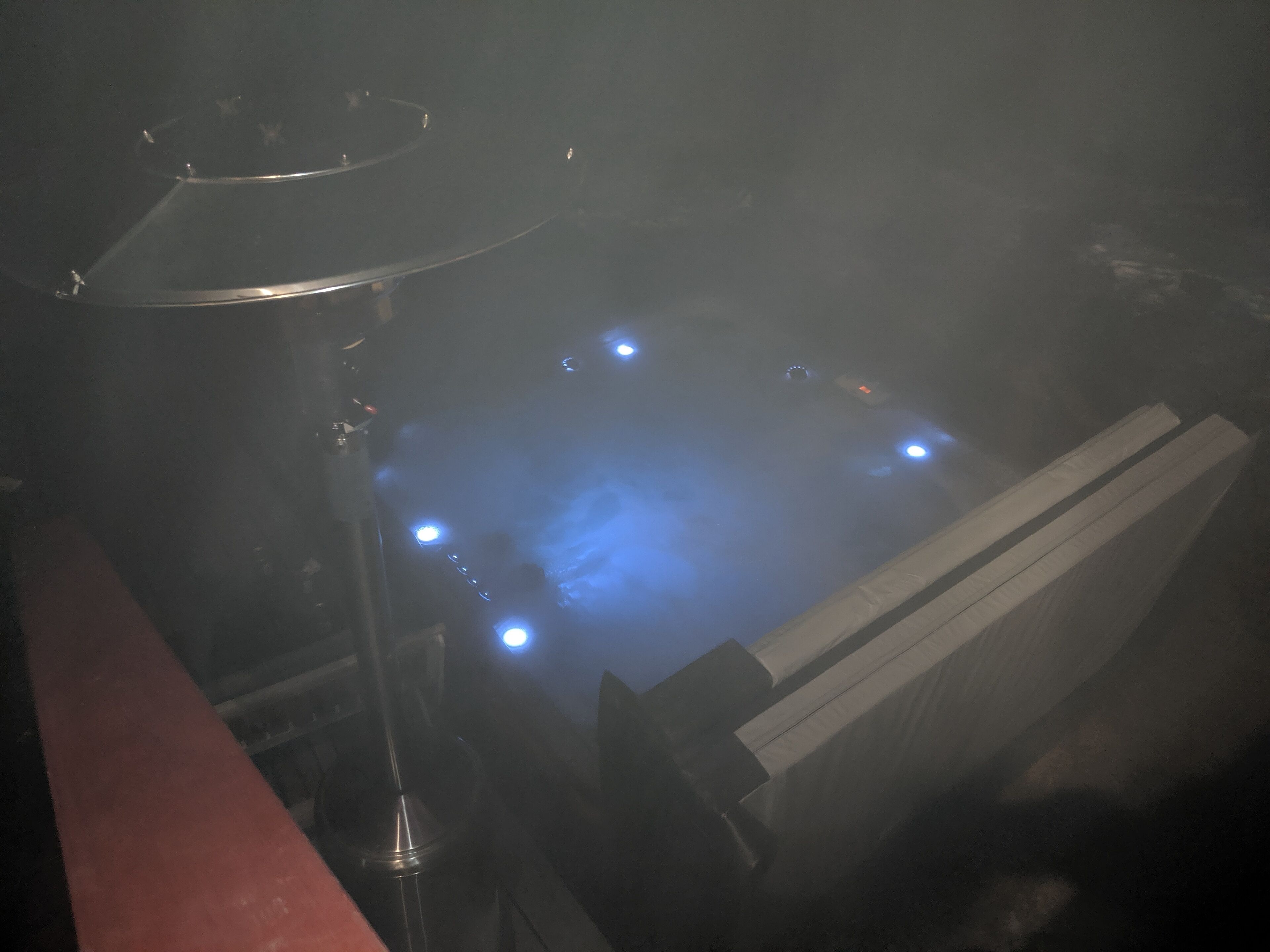 Cabin On Crescent Creek, Hot tub, Endless trails, bring horses, we have corrals!