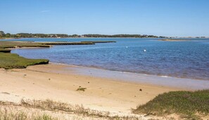 海灘、躺椅、沙灘巾