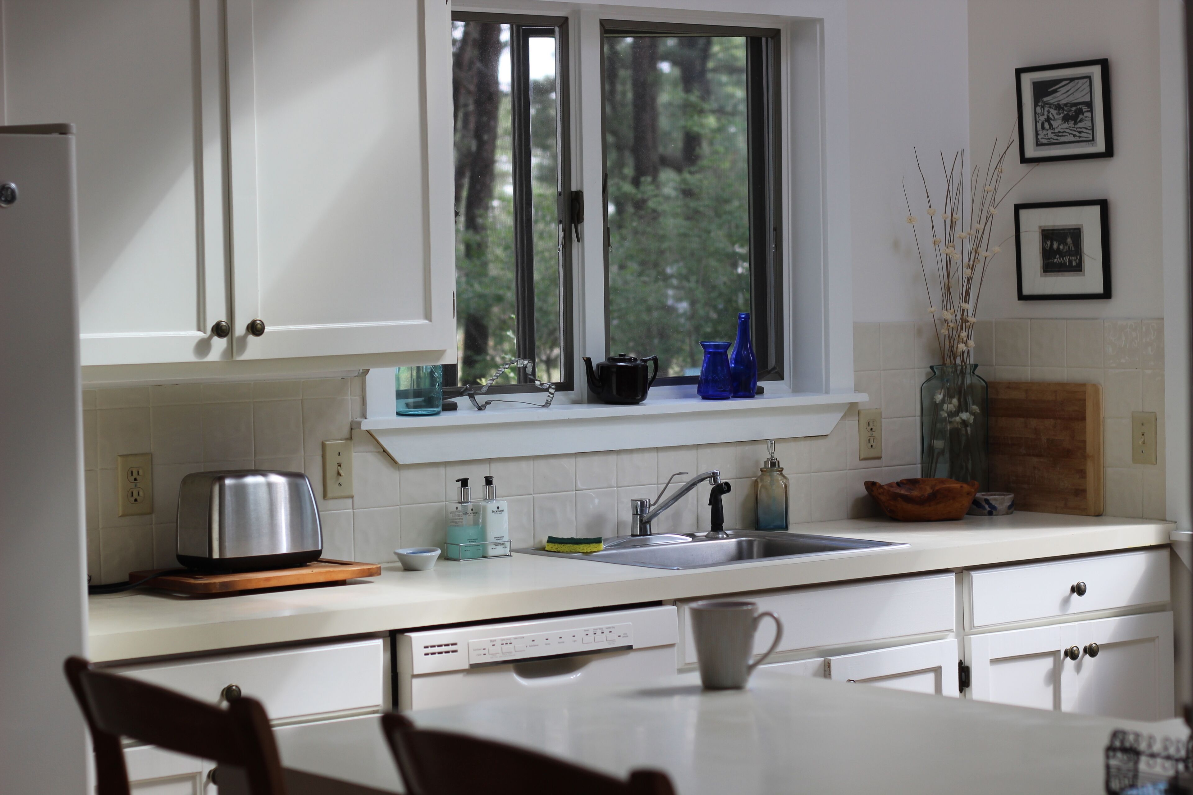 Cozy, exceptional view, quiet, high speed WIFI,  close to all island attractions