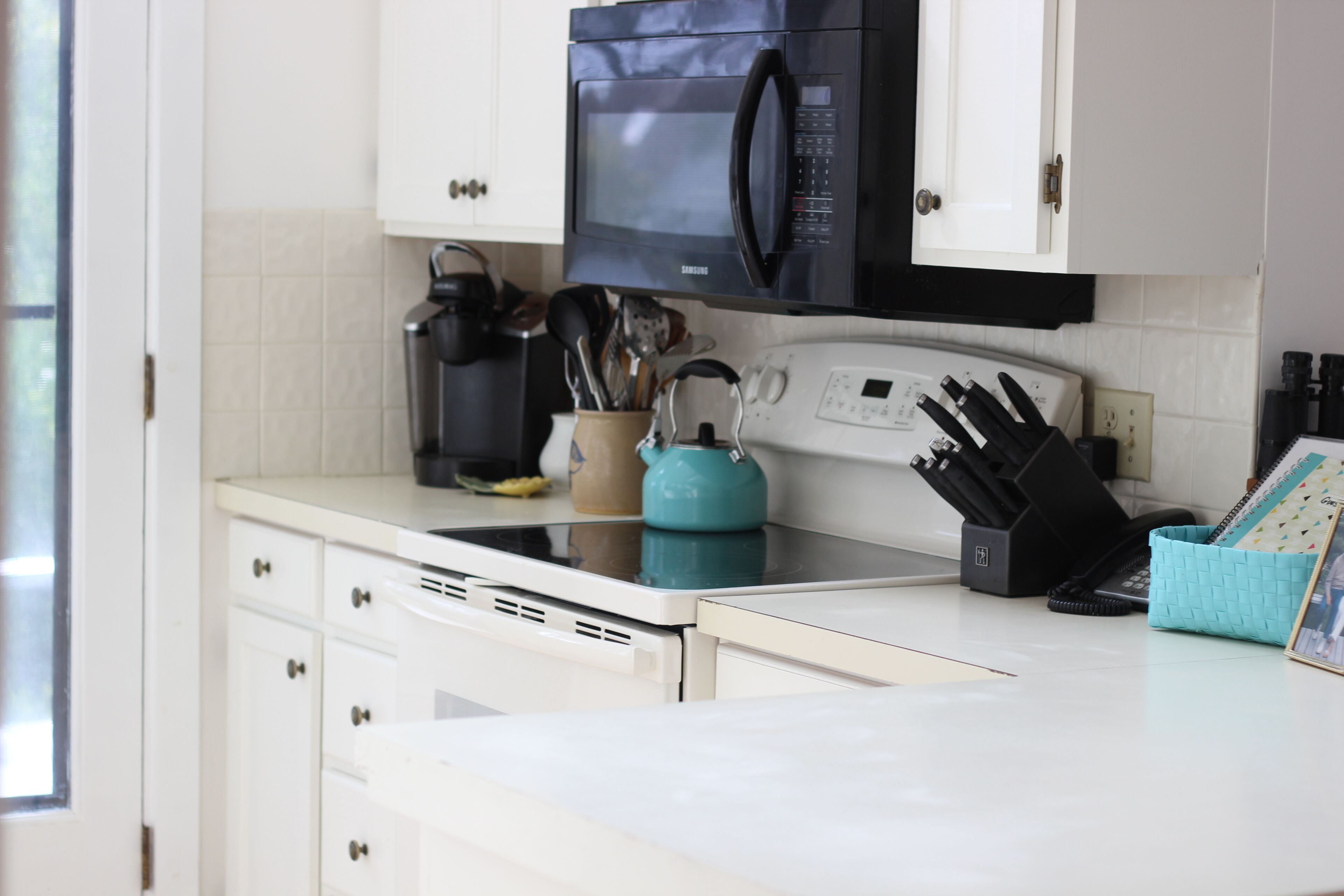 Cozy, exceptional view, quiet, high speed WIFI,  close to all island attractions