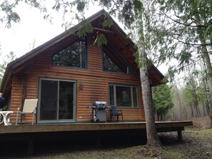 Terrace/patio - Relax Directly On The Crystal Clear Platte River! (Beulah)