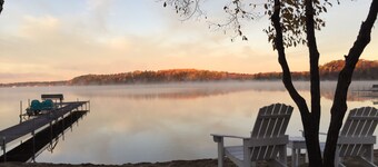 Charming Cottage, Sleeps 6+, Family Friendly, 550 Acre Lake, 2.5 Hrs N of cities