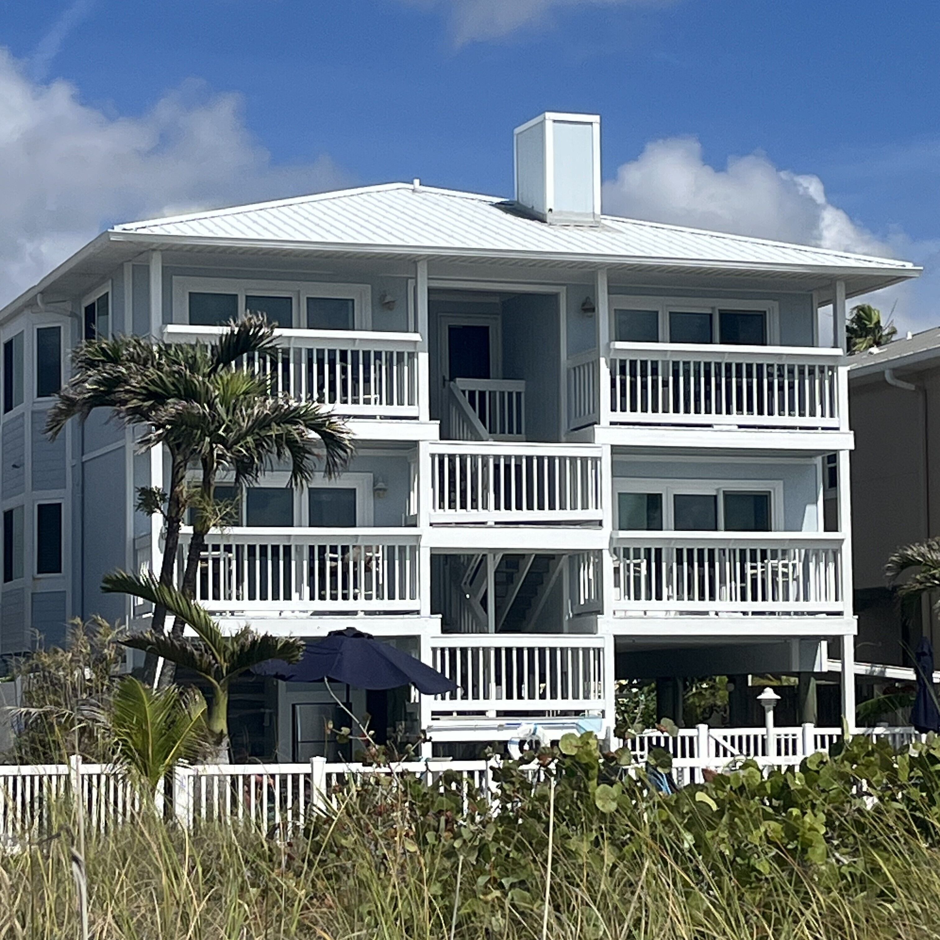Direct Beachfront, Heated Pool, Small Complex, Designer Owned, Quiet Beach