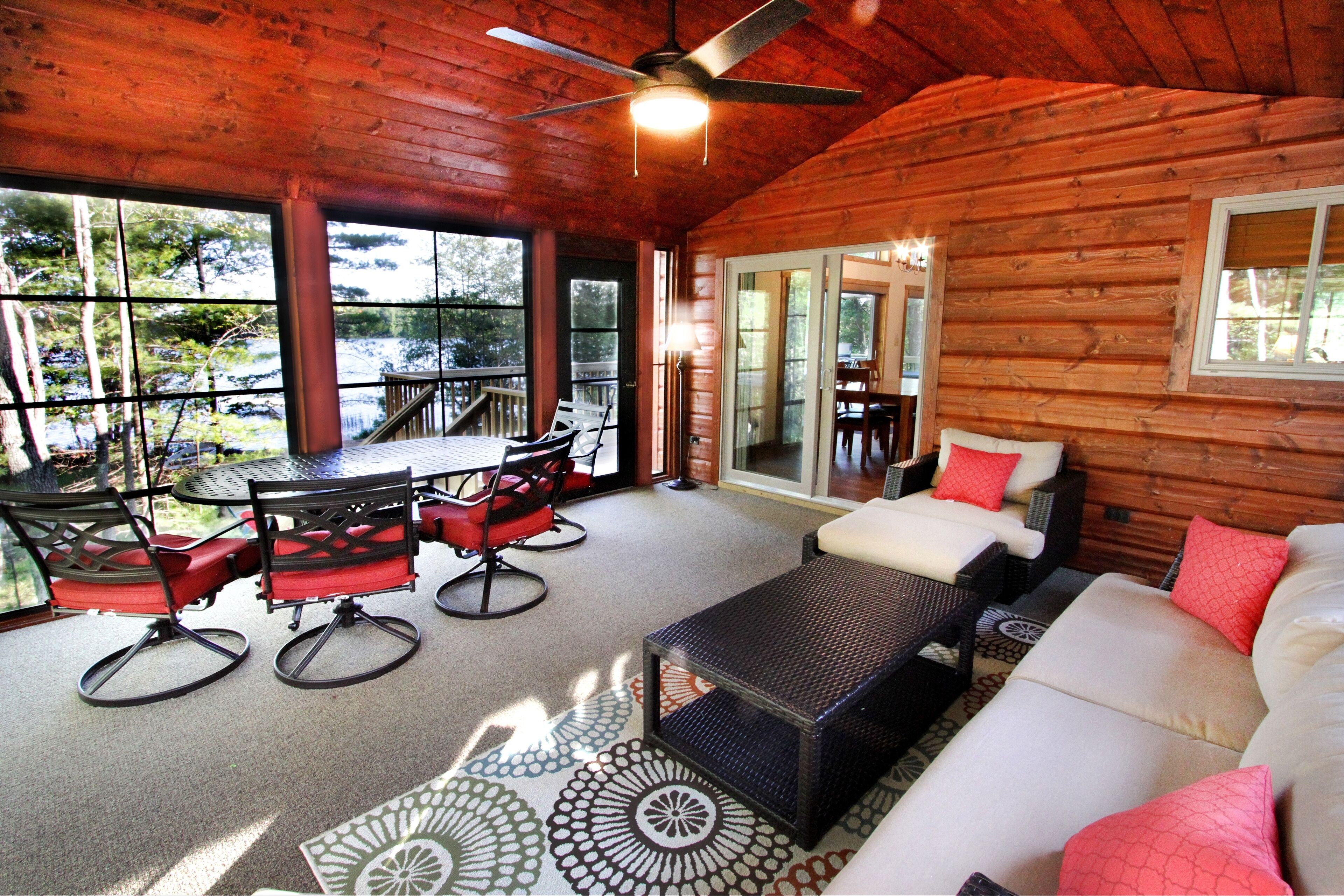 One of a kind property:Best of 2 lake fronts, 2 docks:Catfish Lake and Meta Lake