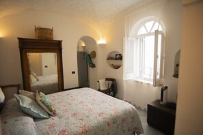 1 camera, ferro/asse da stiro, Wi-Fi gratuito, lenzuola