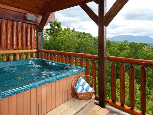 Bain à remous extérieur