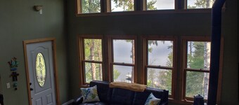 Four Season Retreat - Modern And Secluded White Iron Lakeshore Cabin on 5 Acres