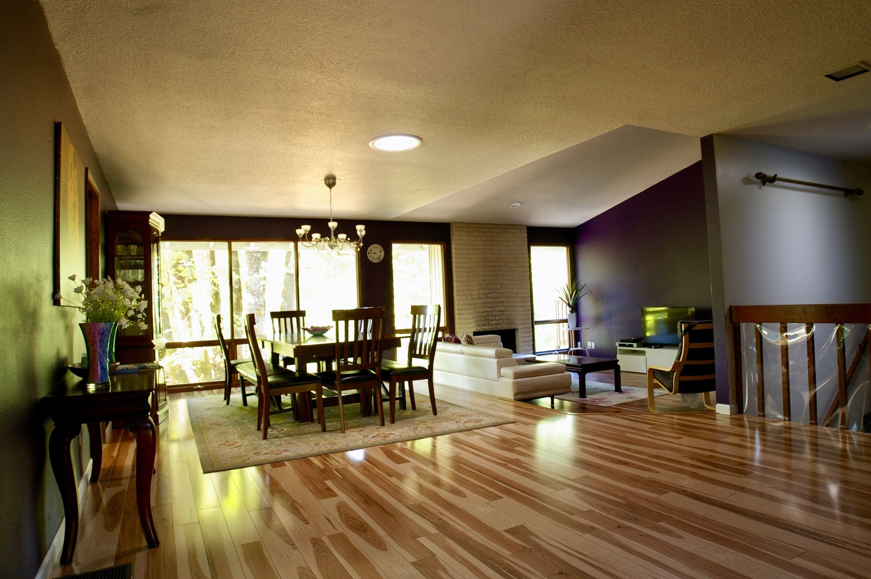 Spacious 4,000 Sq Ft House In Quiet Neighborhood