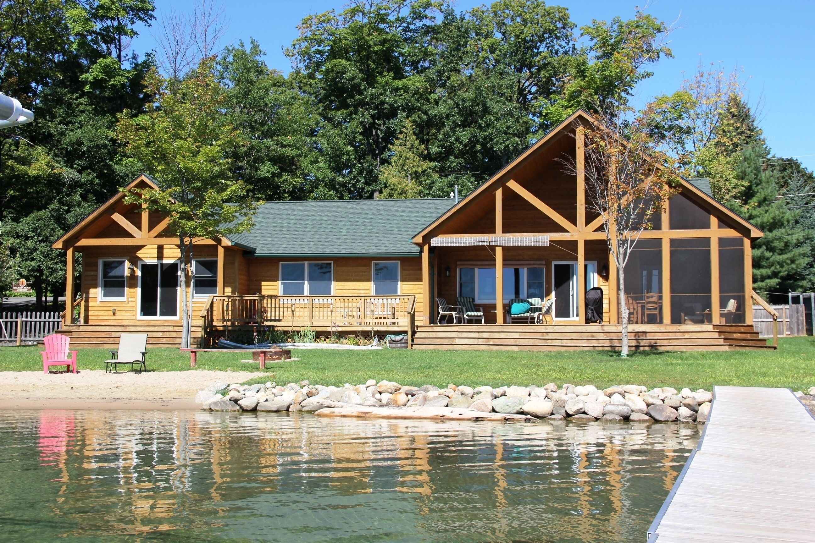  AMAZING North Elk Lake Getaway