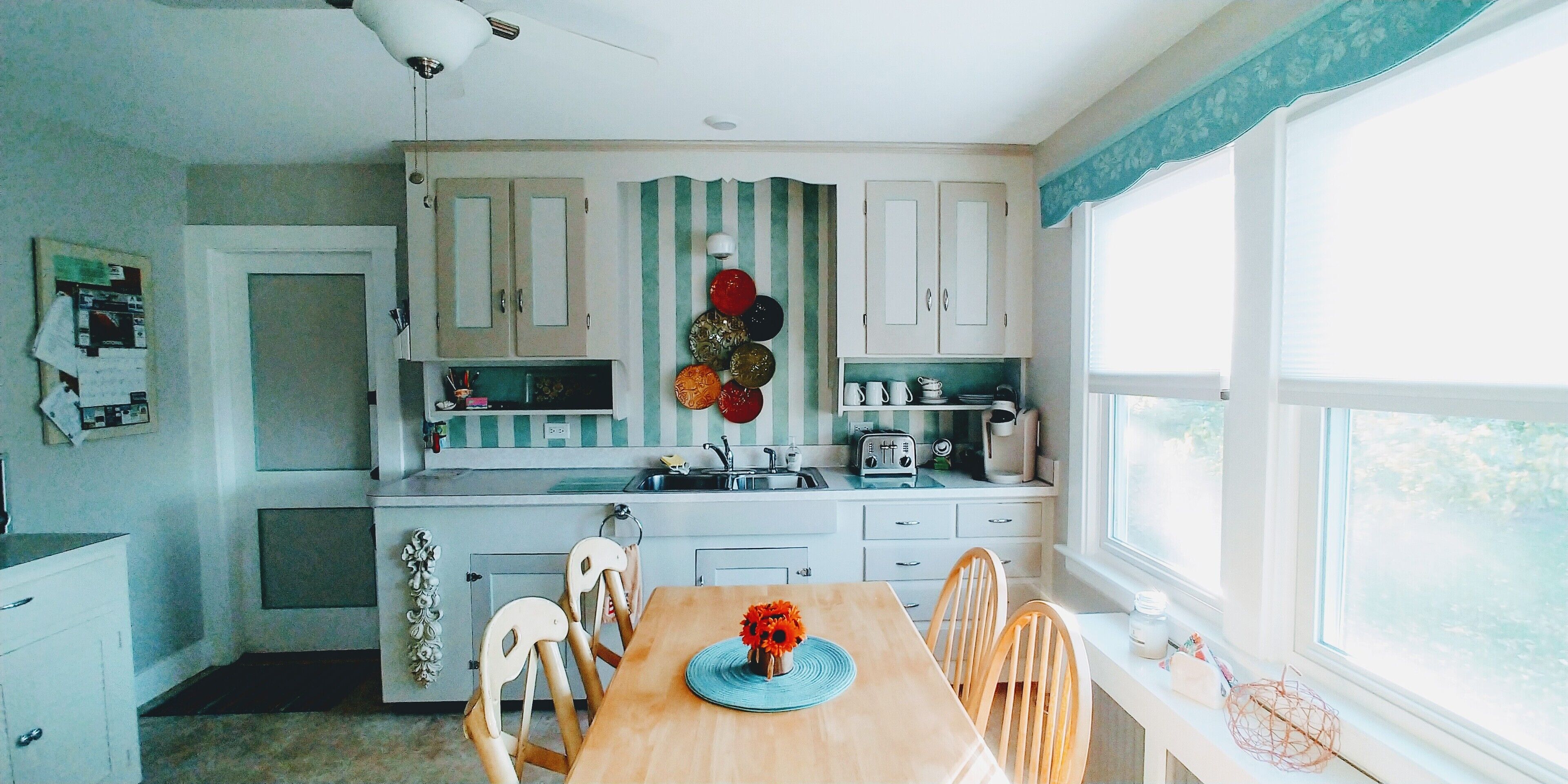 Location is Everything! Close to Beaches, All Newport Activities!