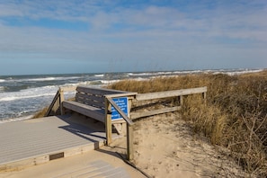 In Strandnähe, Liegestühle