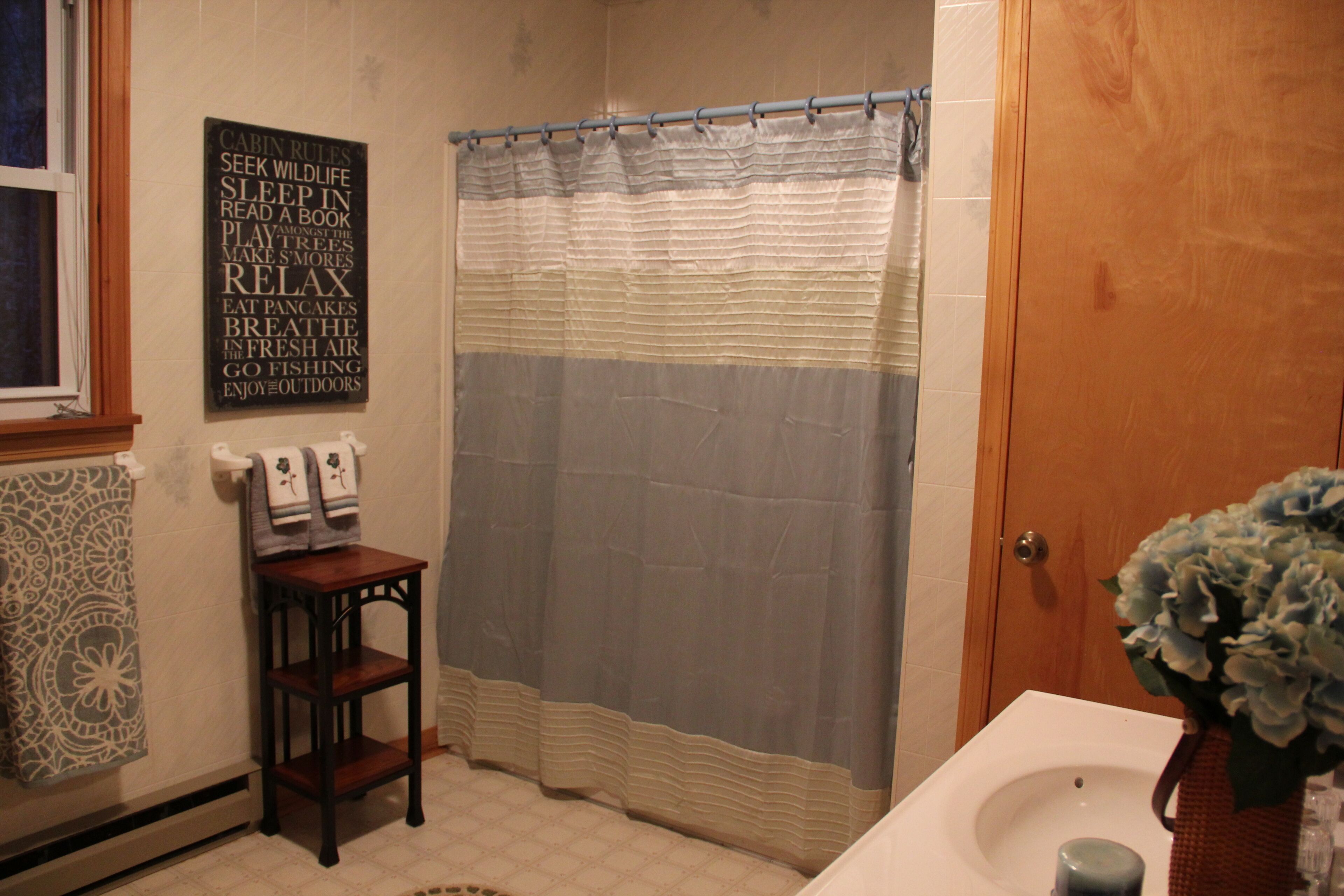 Rustic, Secluded Getaway Cabin In The Woods Situated On 200 acres