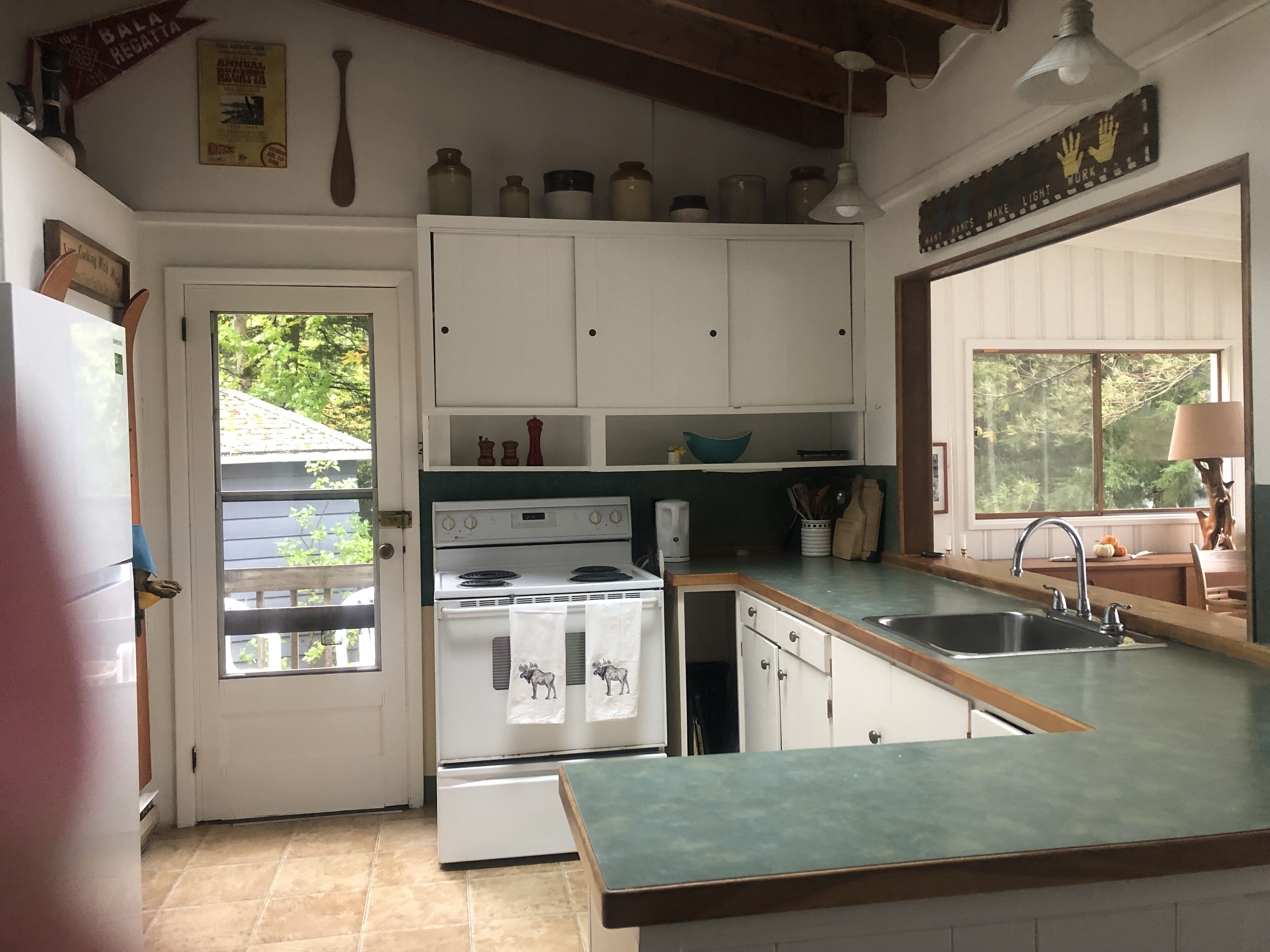 Muskoka 4 bdrm Cottage near Bala on Bala Bay, Lake Muskoka