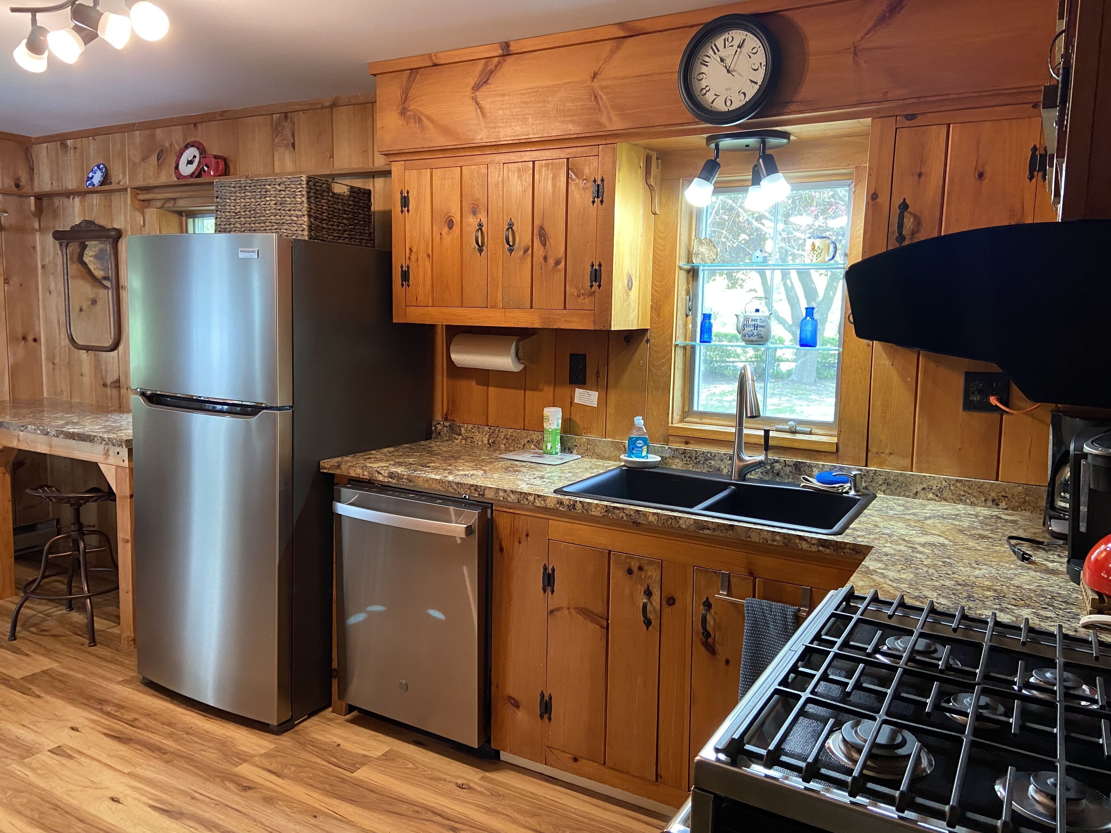 Private Lake Shore Home with Breathtaking Views