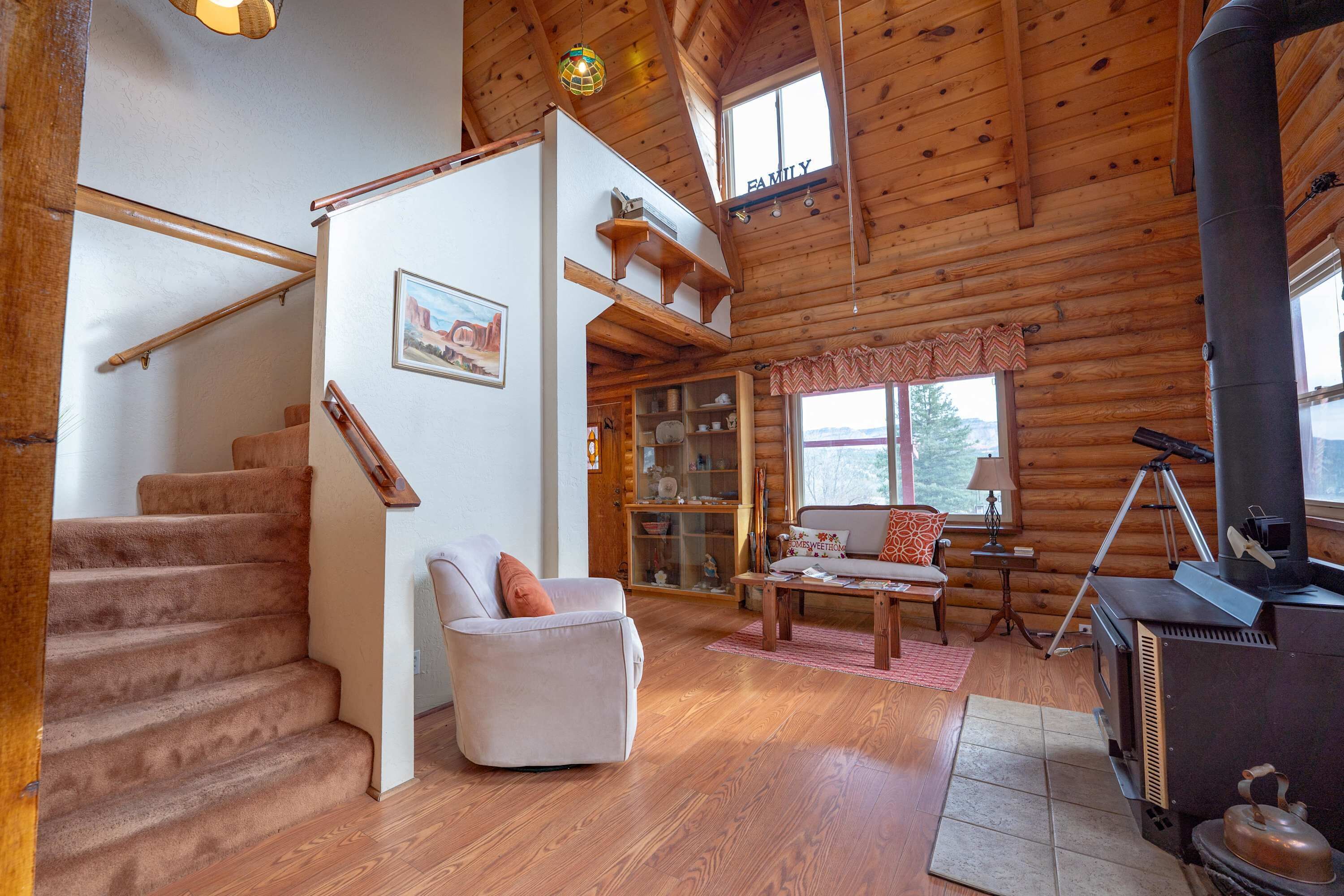 TV, fireplace, books, offices