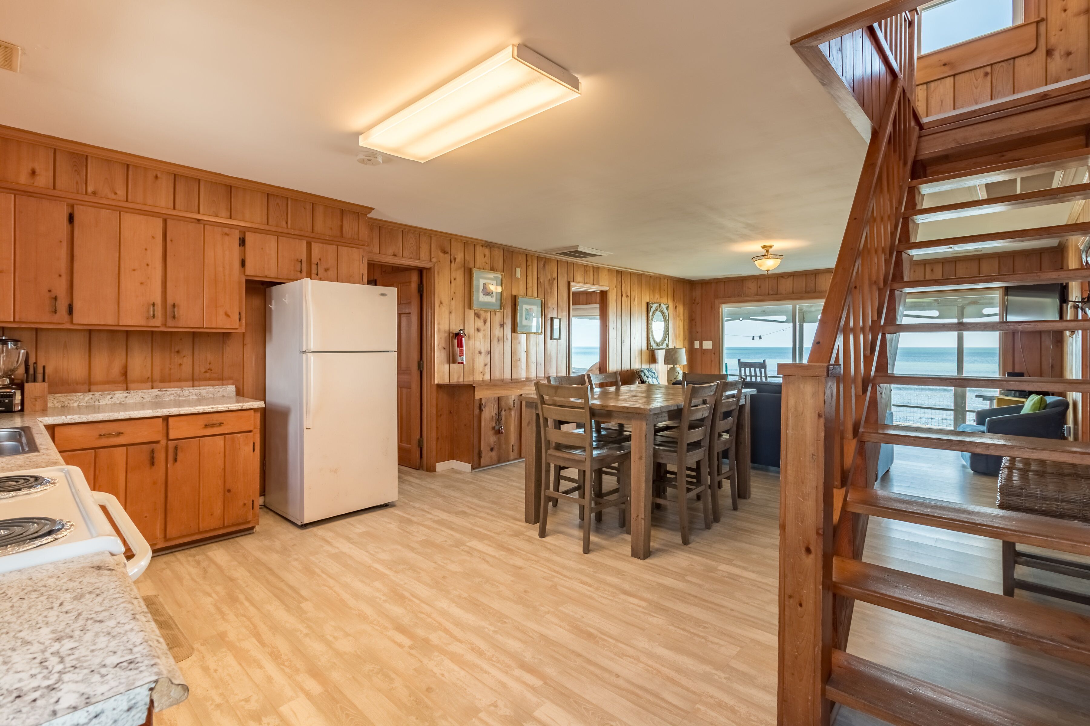 OCEANFRONT ---Great Summer Rates---  Pet Friendly