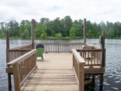 Beautiful House On The Lake