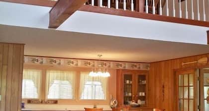 Beautiful House On The Lake