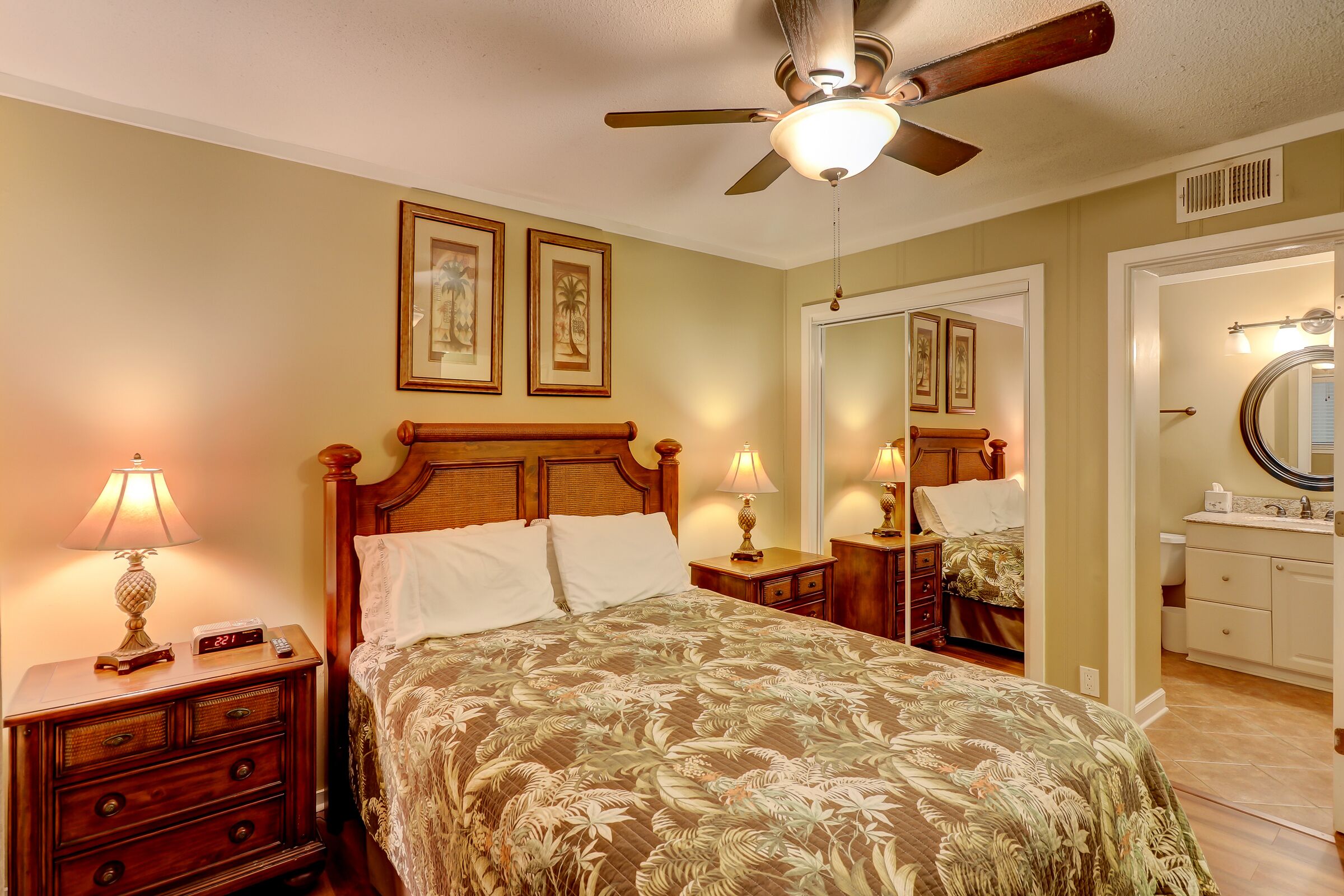 Top Floor HHB&T Oceanview 2 Bedroom Villa!! 