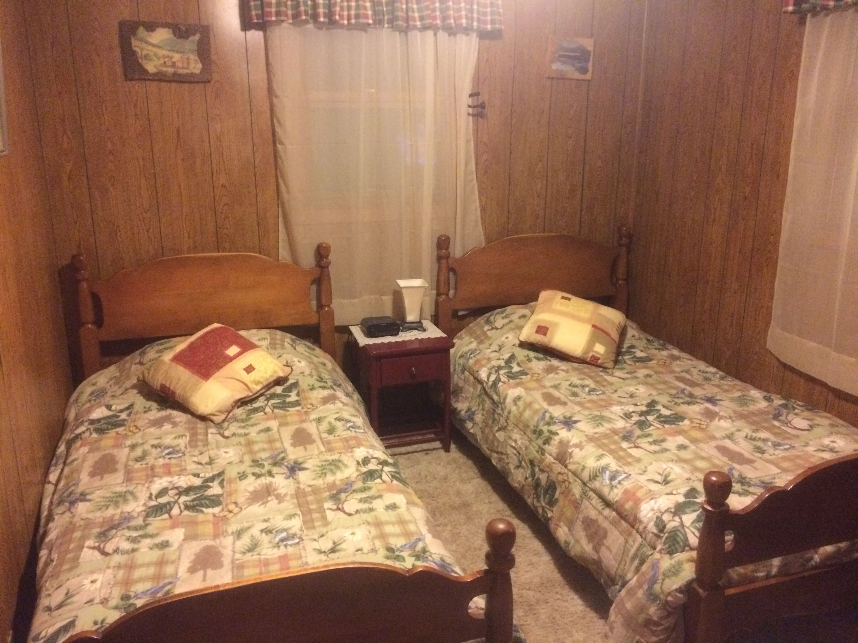 A Cozy Cottage Hideaway in the Beautiful Baraboo Bluffs