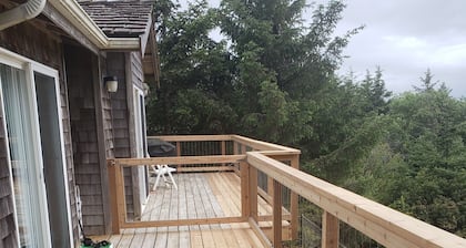 ""SAND & SEA" -- (sleeps up to 12)